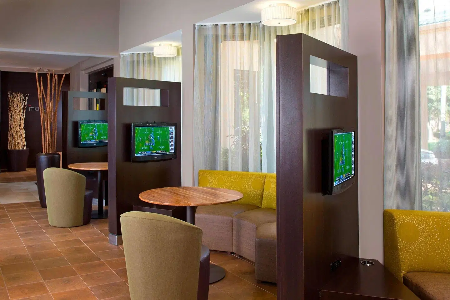 Courtyard by Marriott Orlando International Drive/Convention Center ROOM_EXAMPLE