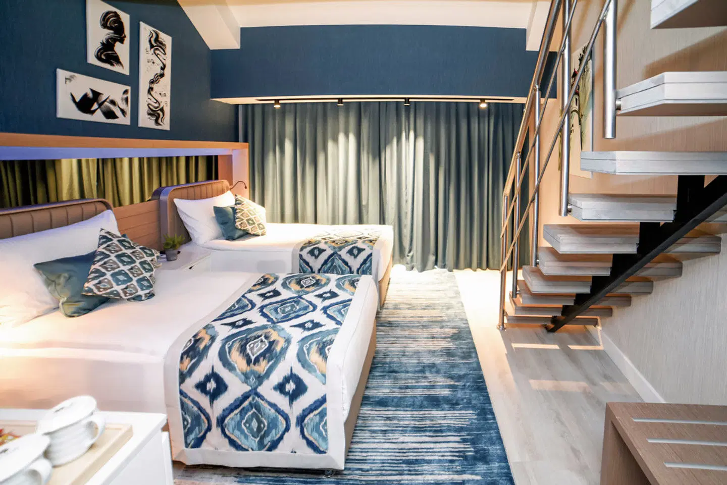 Royal Wings Hotel ROOM_EXAMPLE