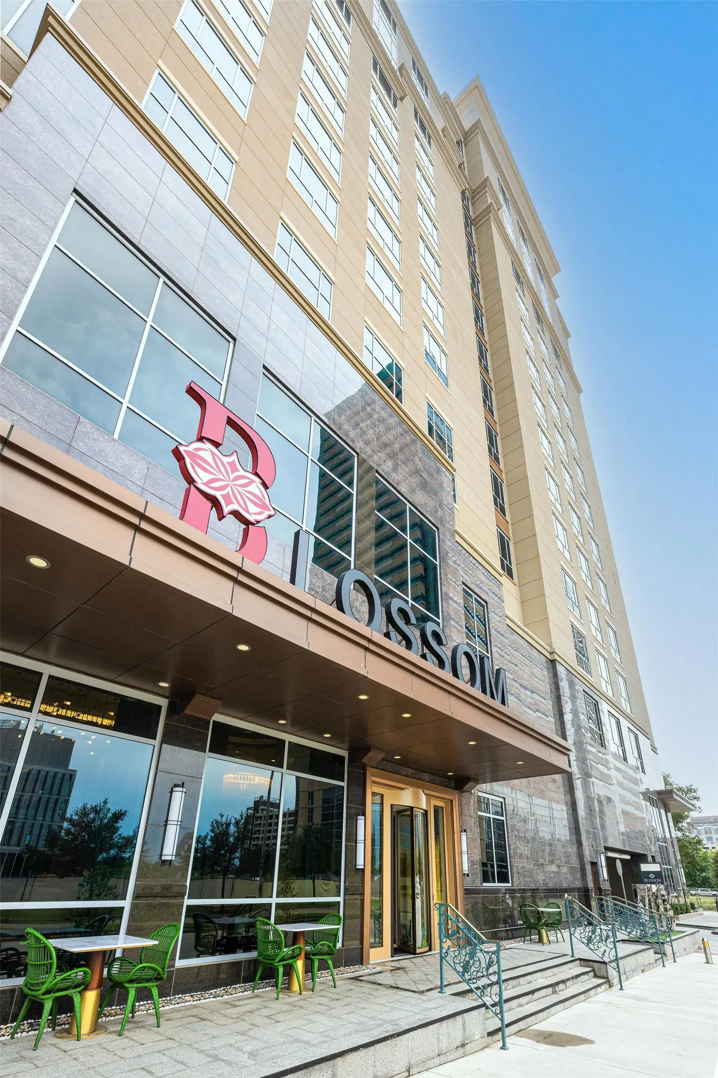 Blossom Hotel Houston, Curio Collection by Hilton EXTERIOR