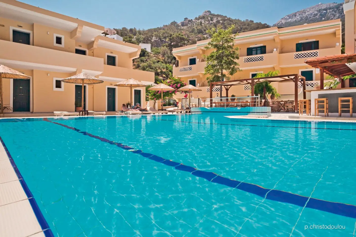 Kyra Panagia OUTDOOR_POOL