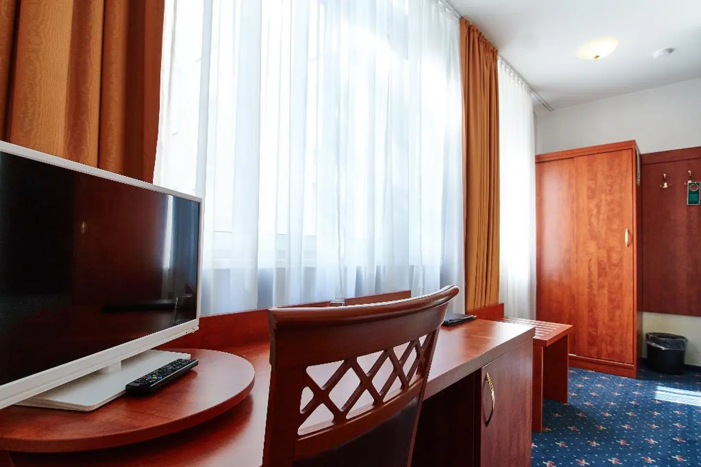 Europa City ROOM_EXAMPLE