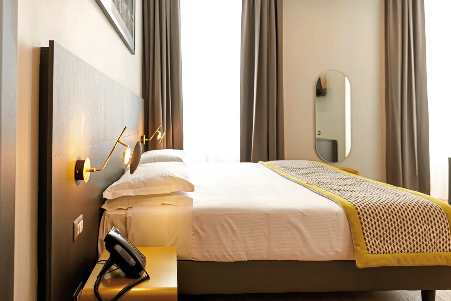 The Cross ROOM_EXAMPLE