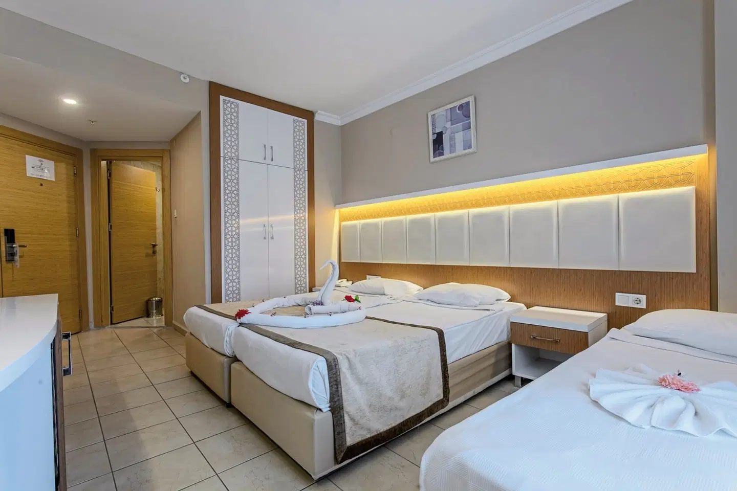 Incekum Su ROOM_EXAMPLE