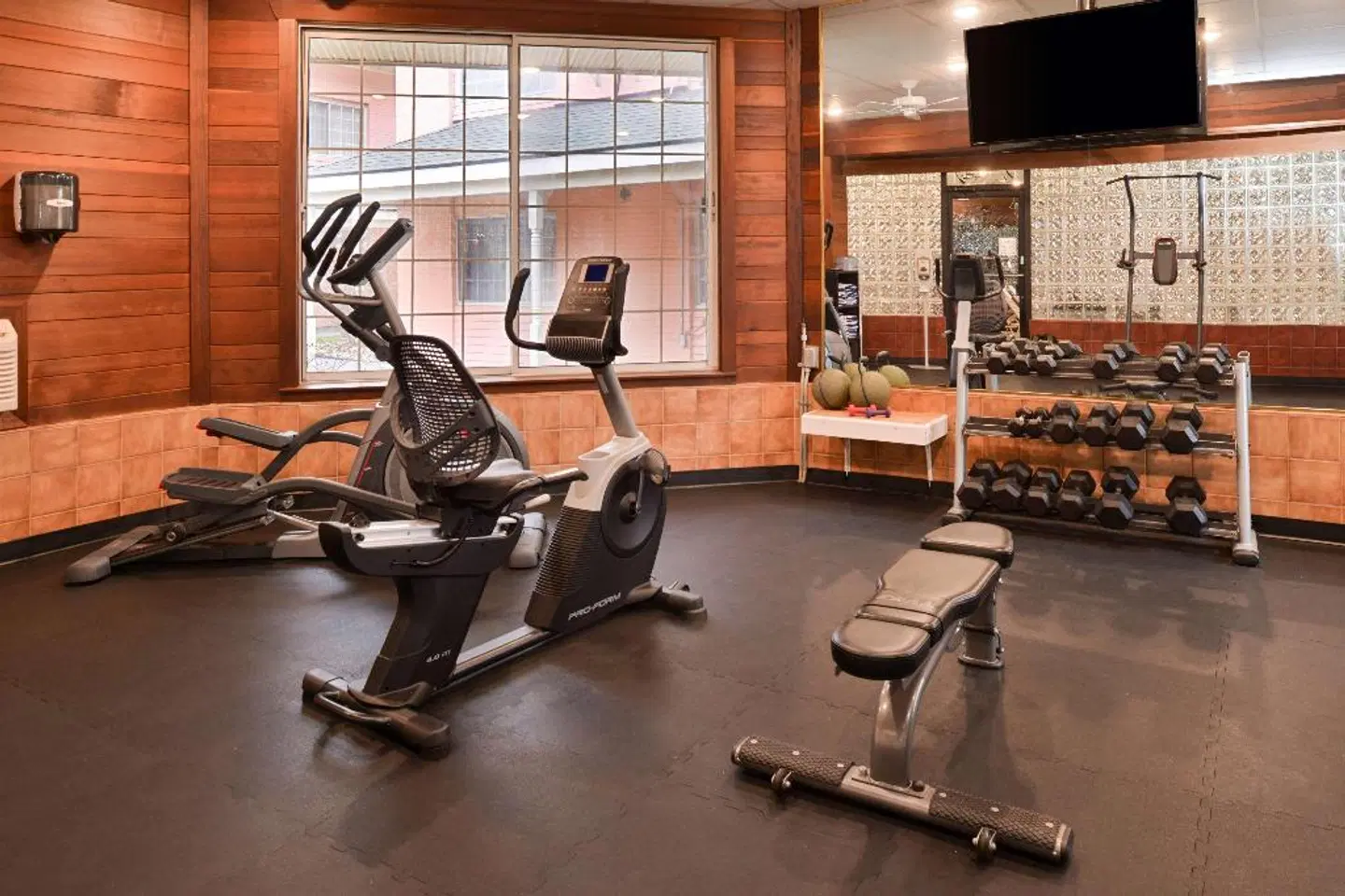 Best Western Greenfield Inn SPORTS_AND_LEISURE