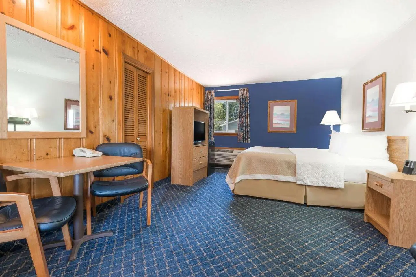Days Inn by Wyndham Worland ROOM_EXAMPLE