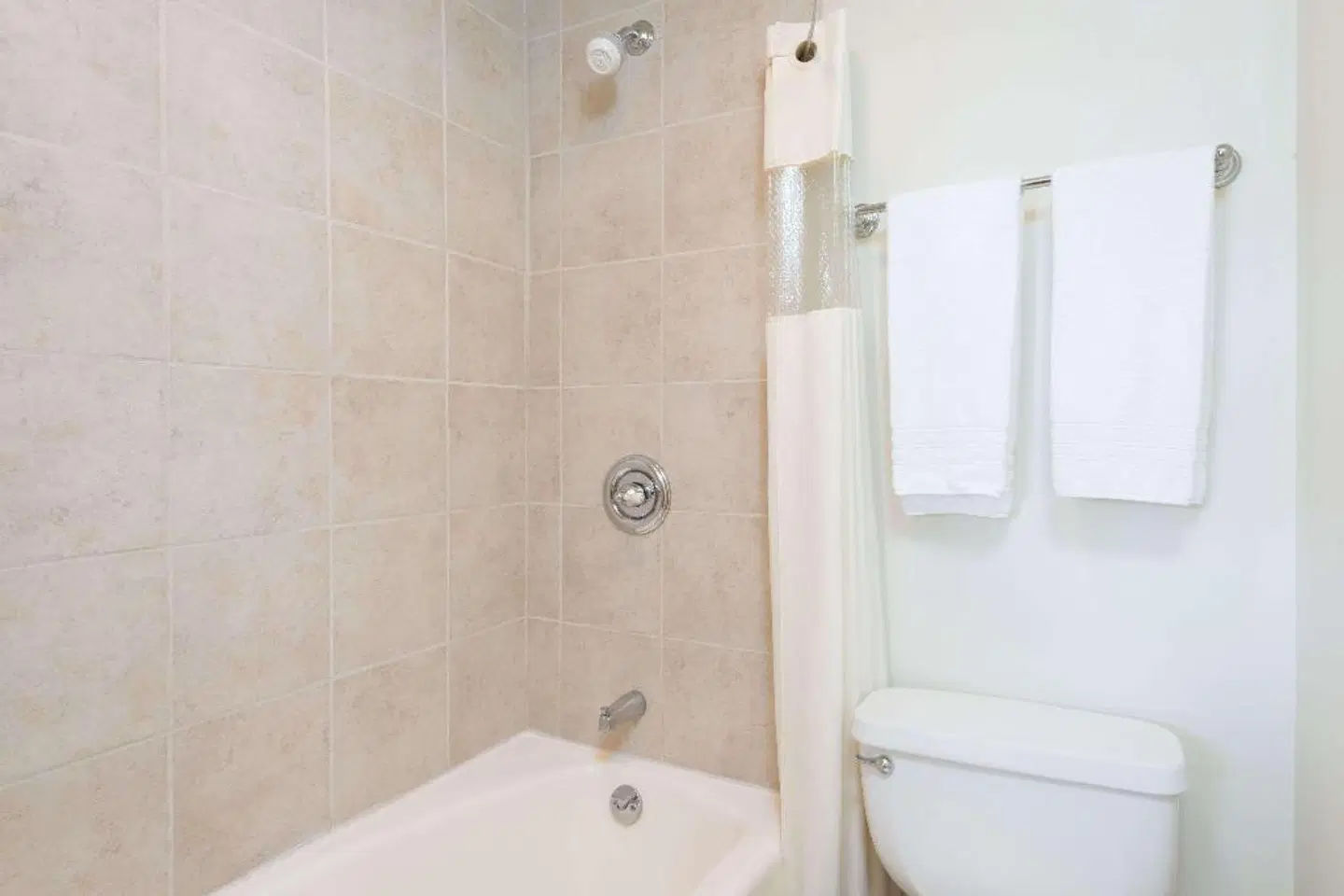 Days Inn by Wyndham Worland Badezimmer