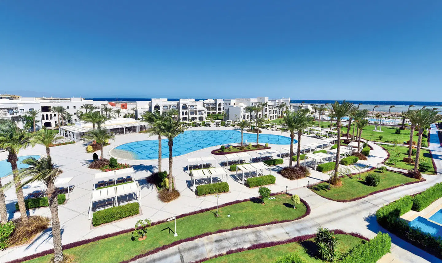 Steigenberger Alcazar EXTERIOR