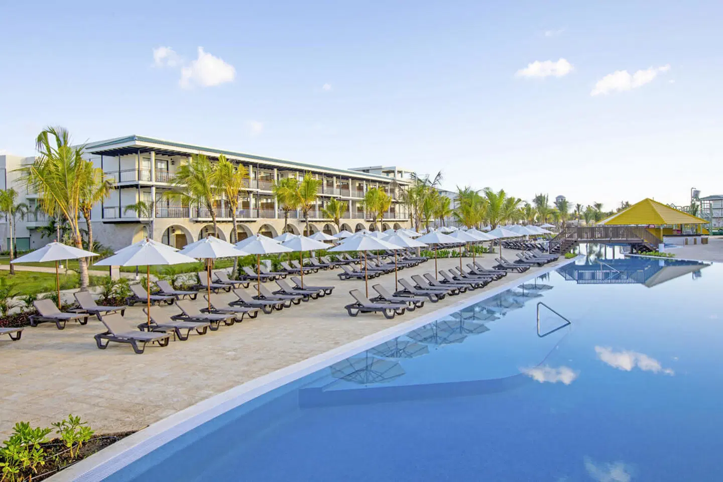 Ocean El Faro OUTDOOR_POOL