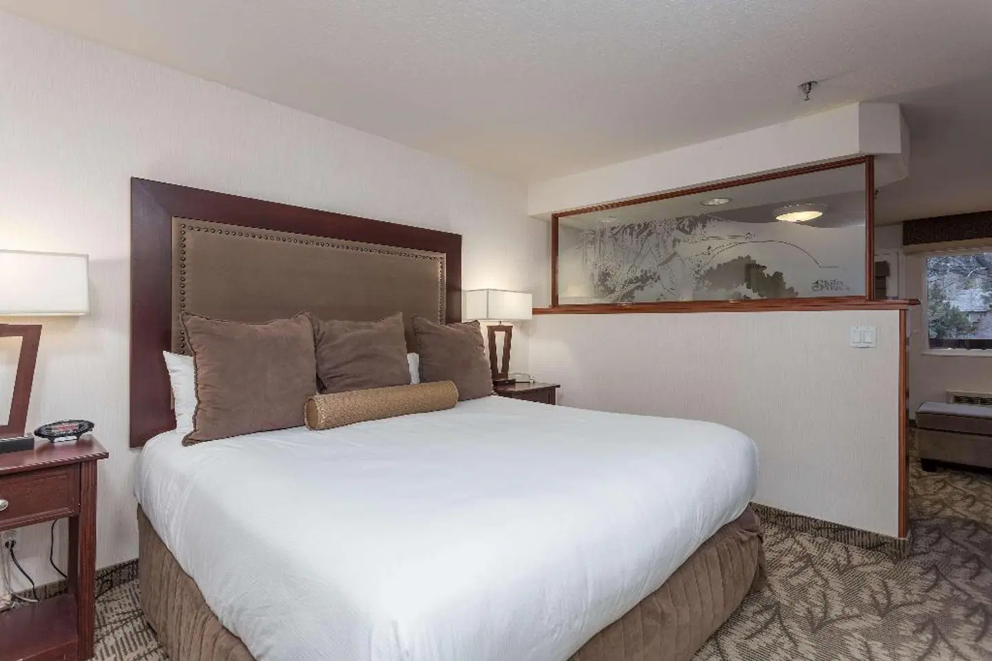 Shilo Inn Suites Hotel - Bend ROOM_EXAMPLE