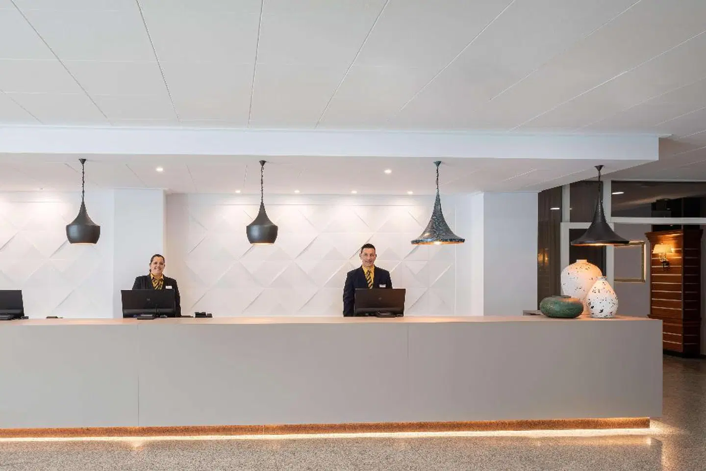 htop Olympic LOUNGE_LOBBY