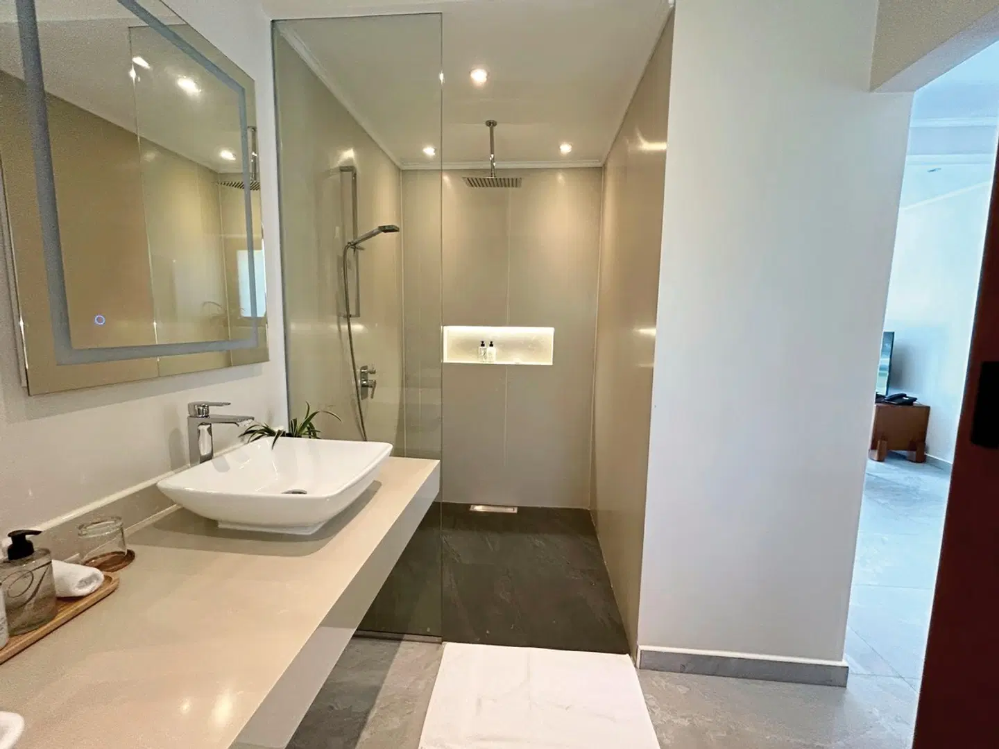 Blue Lagoon Chalets Badezimmer