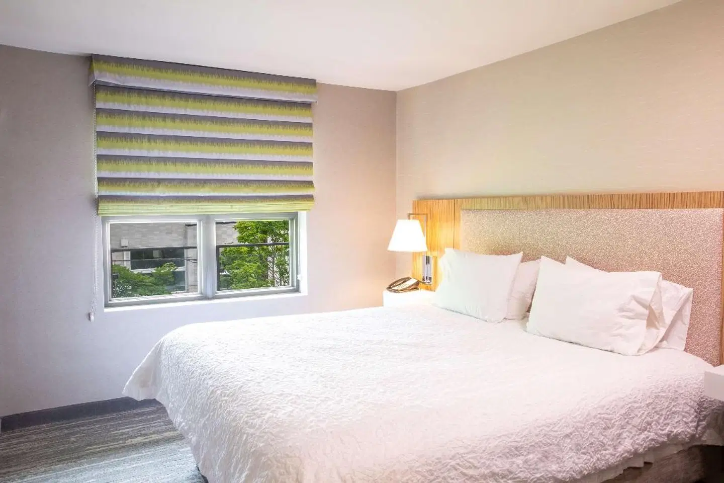 Hampton Inn & Suites Seattle-Downtown ROOM_EXAMPLE