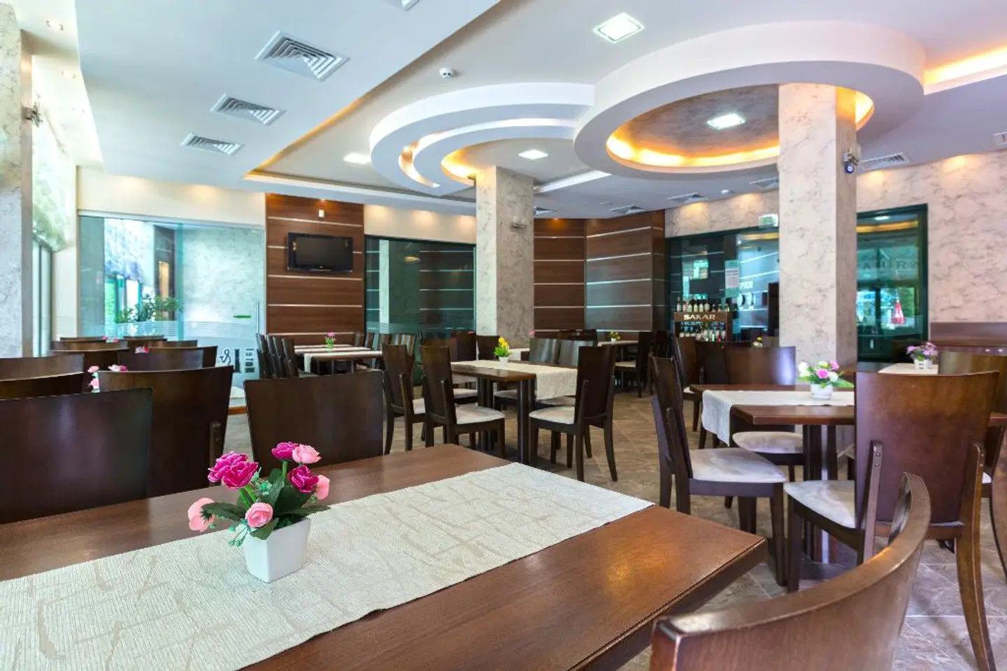 Hotel L&B Restaurant