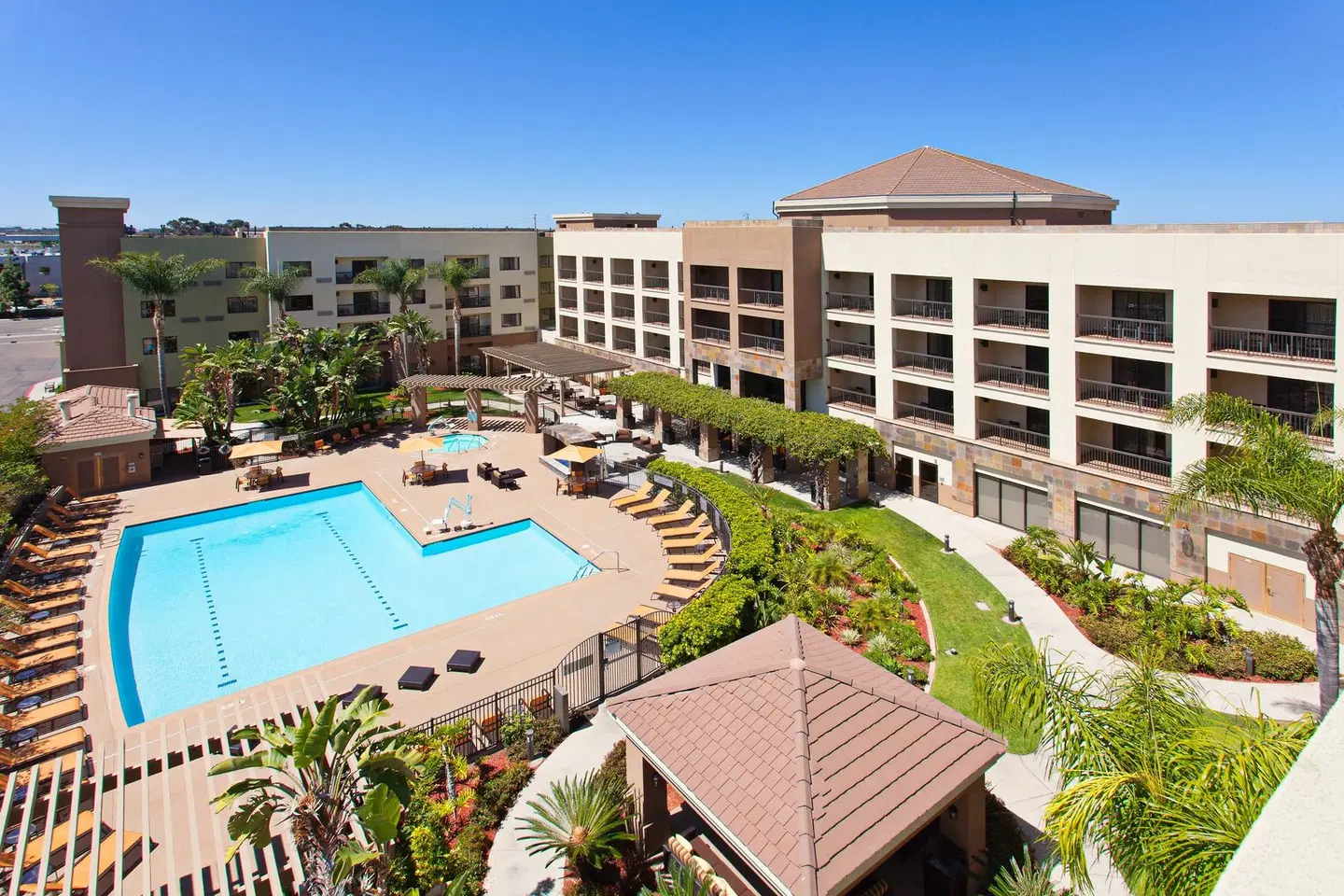 Courtyard by Marriott San Diego Central EXTERIOR