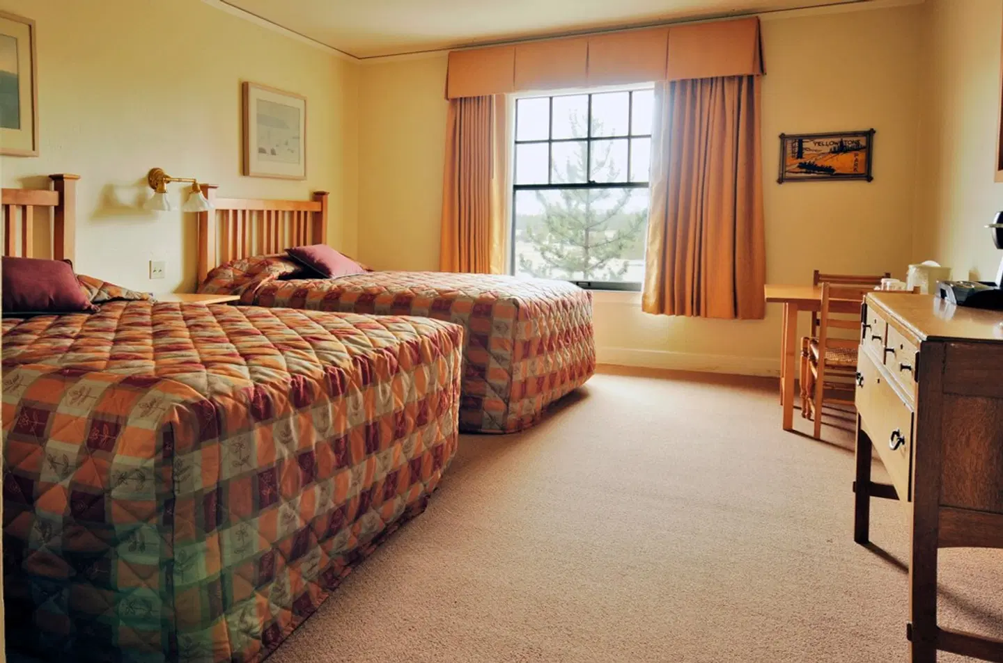 Old Faithful Inn ROOM_EXAMPLE