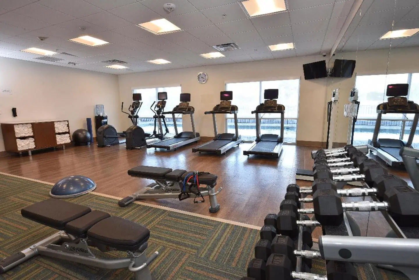Holiday Inn Express & Suites Orlando - Lake Nona Area SPORTS_AND_LEISURE
