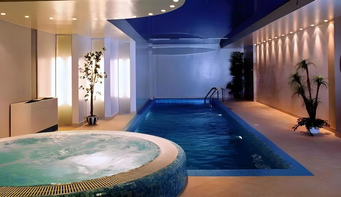 Vilnius Park Plaza Hallenbad