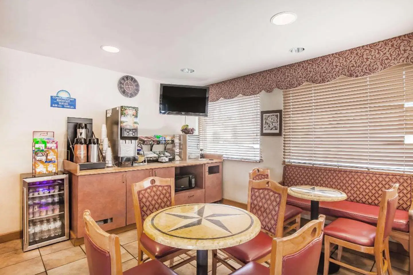 Days Inn by Wyndham San Antonio Alamo/Riverwalk Bar