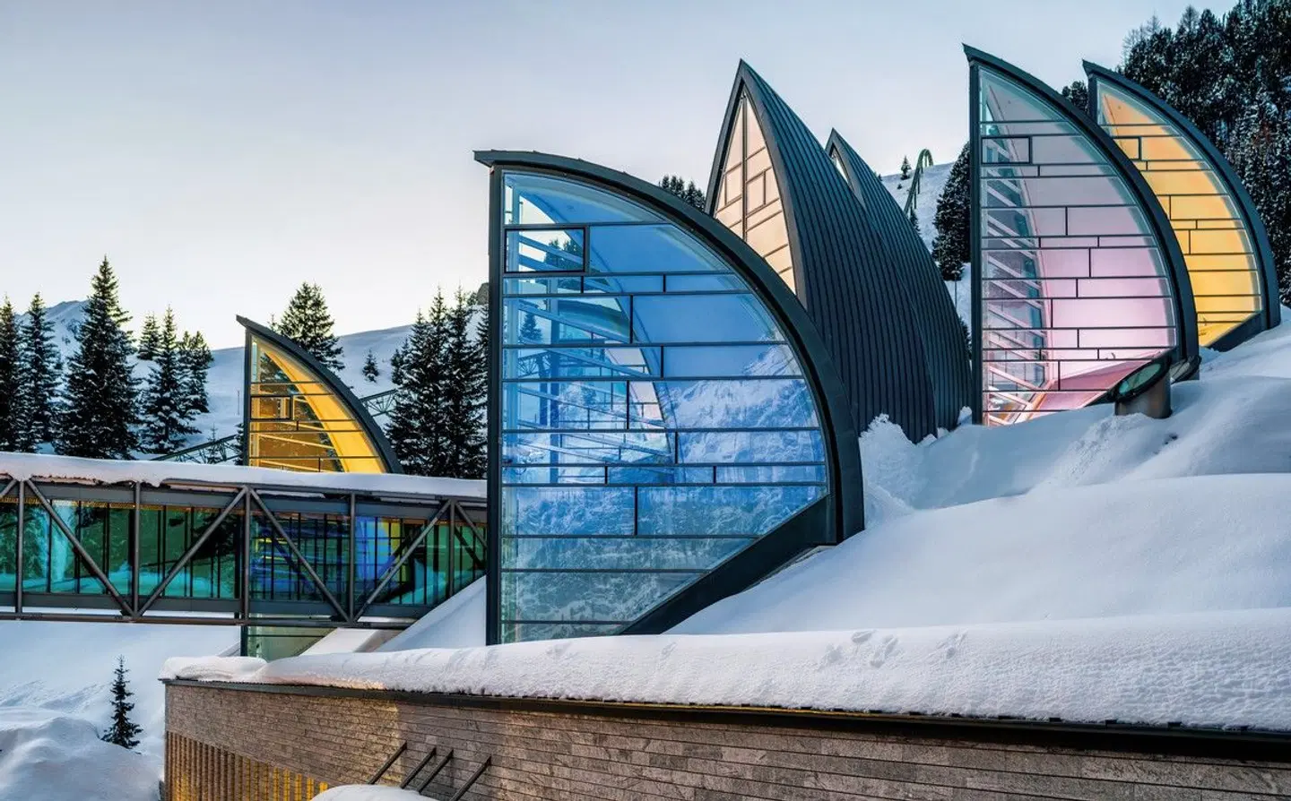 Tschuggen Grand Hotel EXTERIOR