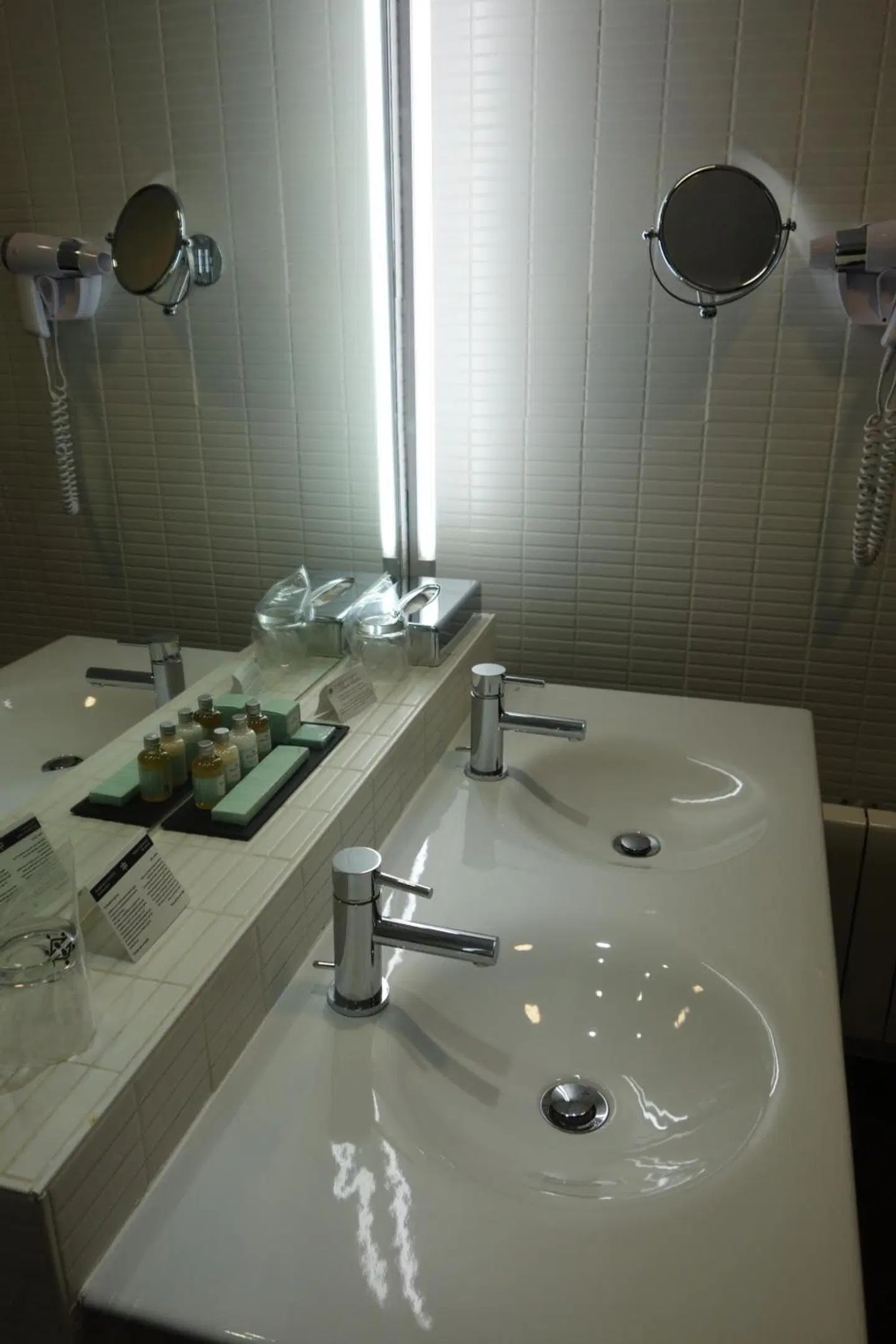 Parador de Antequera Badezimmer