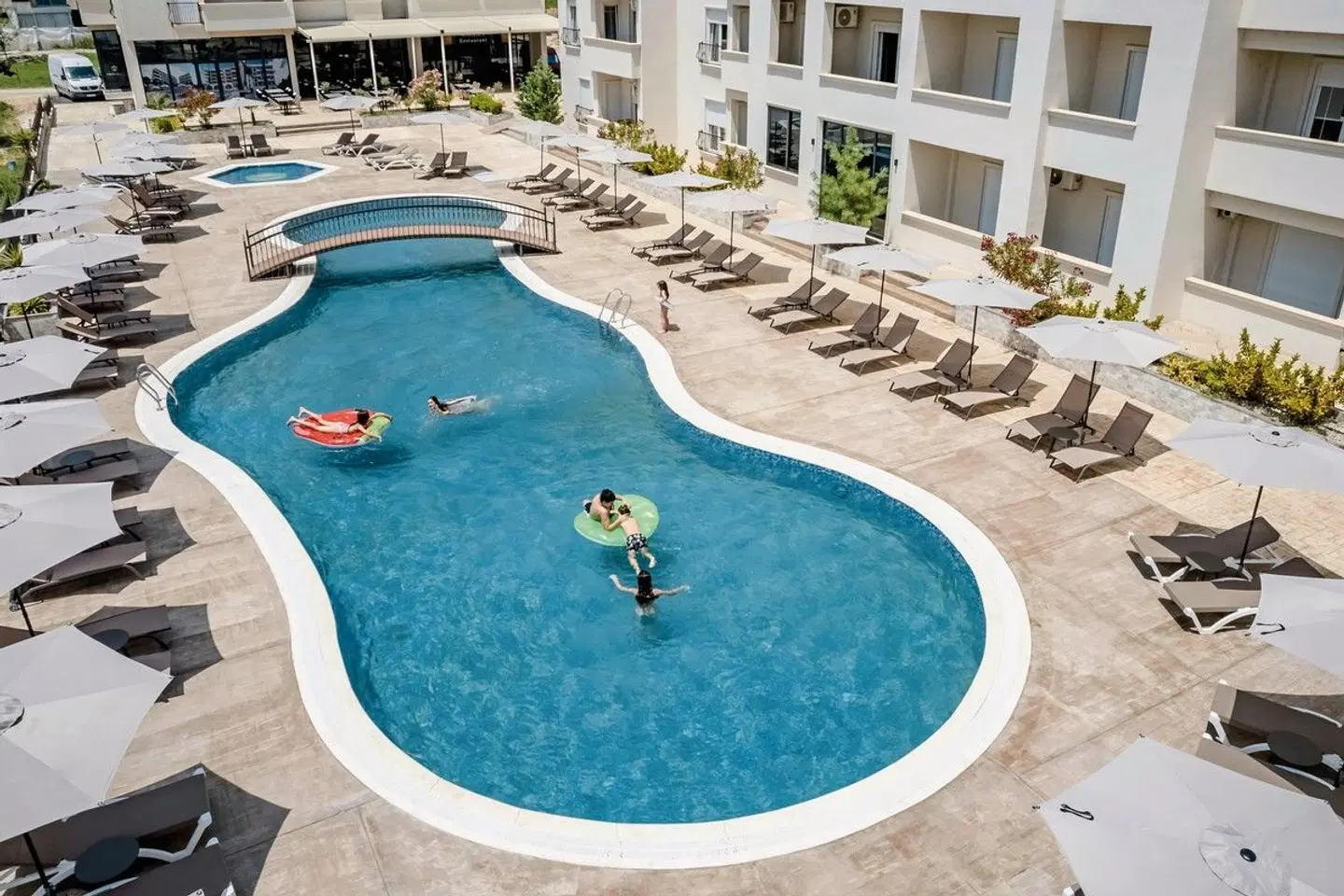 Hotel Olea OUTDOOR_POOL