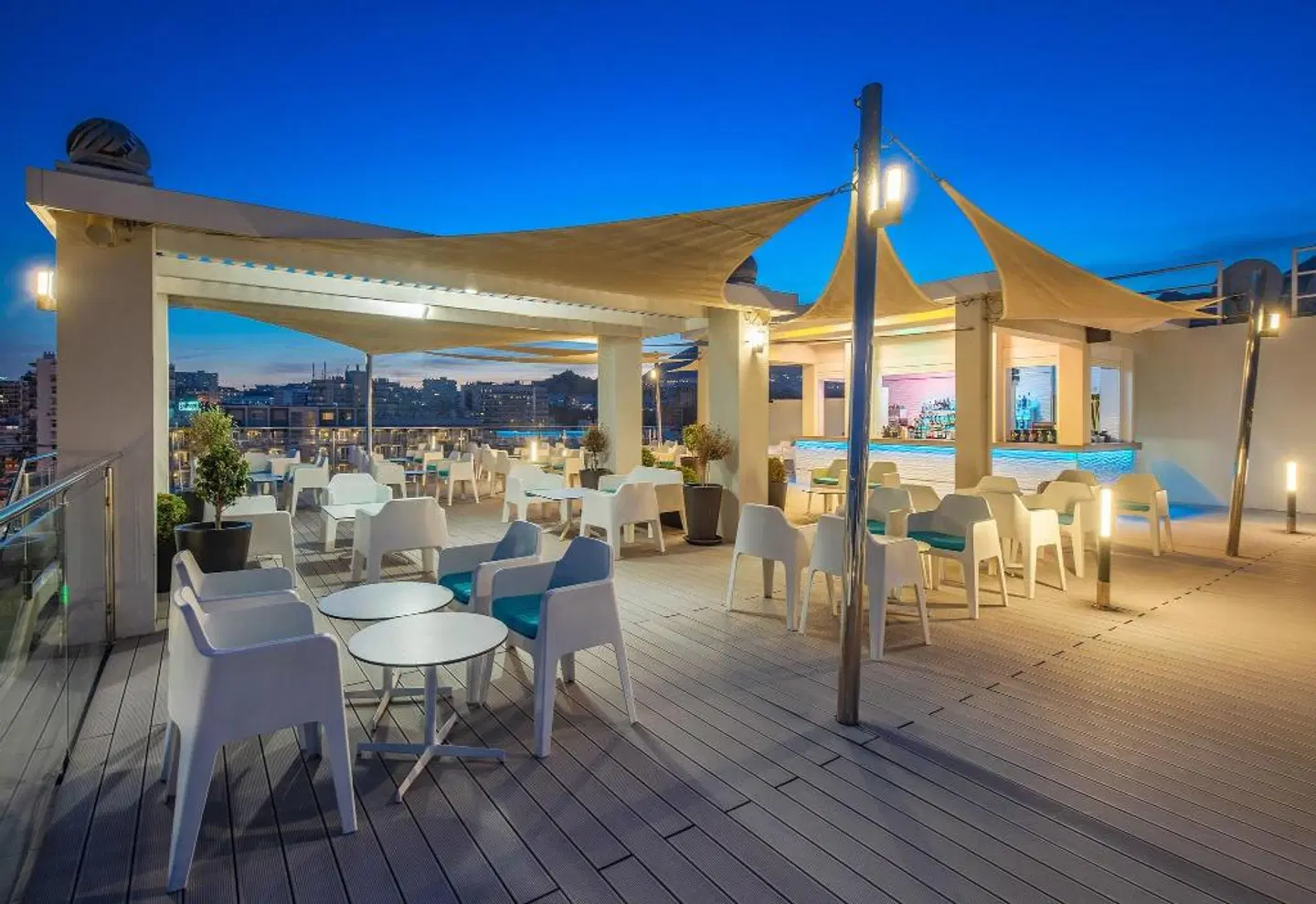 Hotel Las Arenas Affiliated by Meliá Terrasse