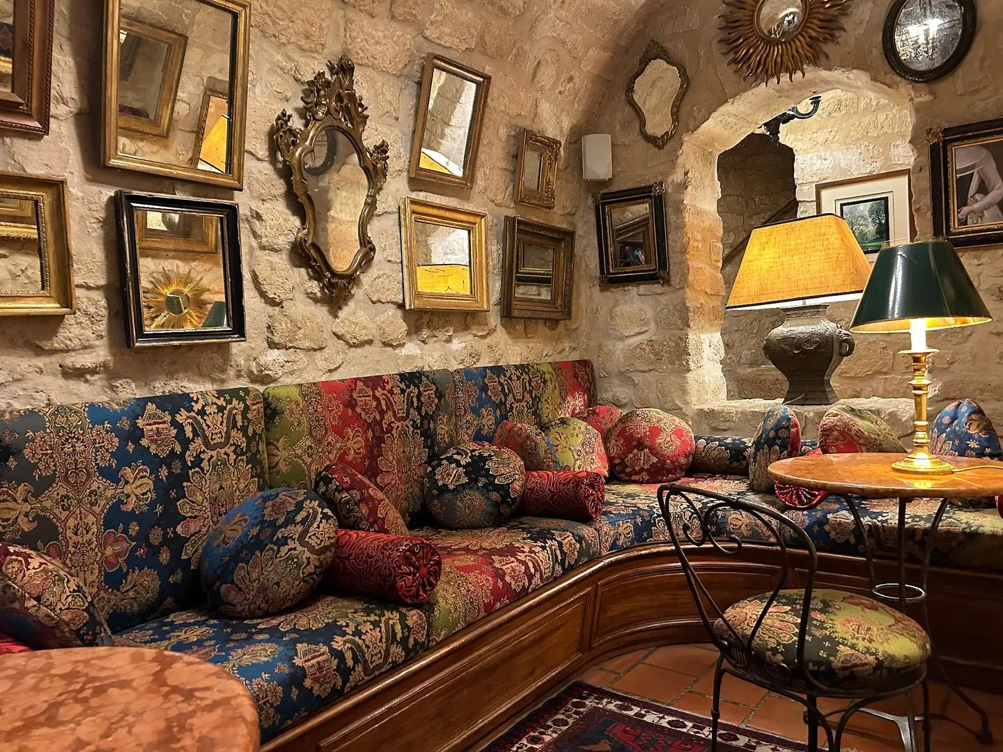 Duc De St-Simon LOUNGE_LOBBY