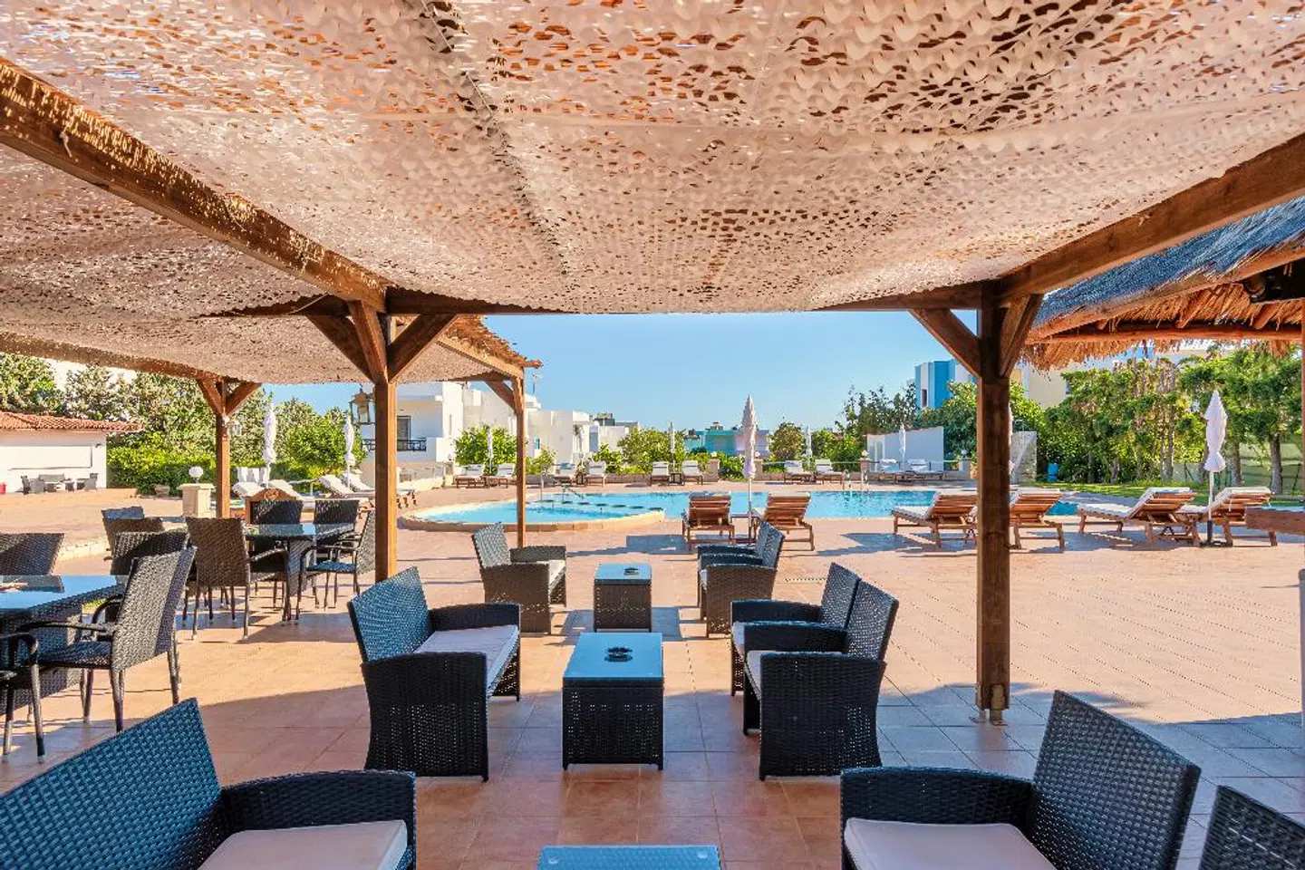 W Suites by Estia Terrasse