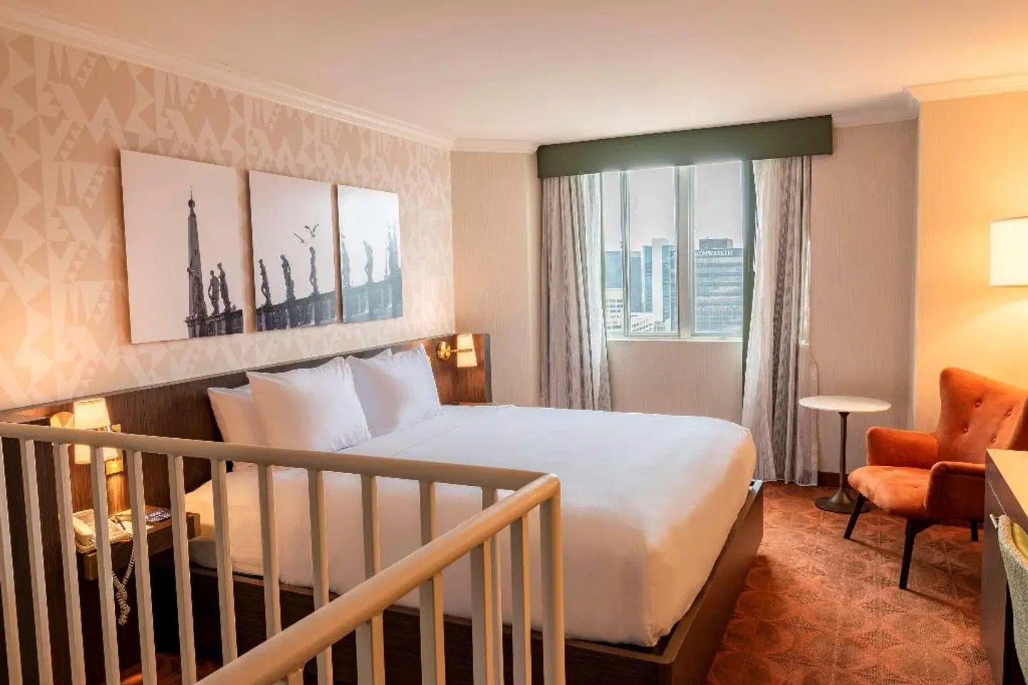 DoubleTree by Hilton San Diego Downtown ROOM_EXAMPLE