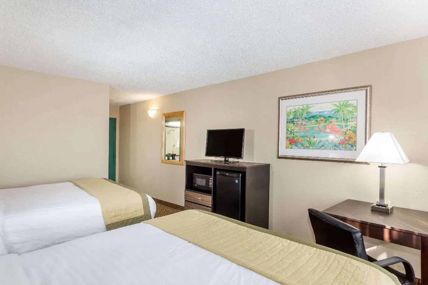 Baymont by Wyndham Fort Myers Airport ROOM_EXAMPLE