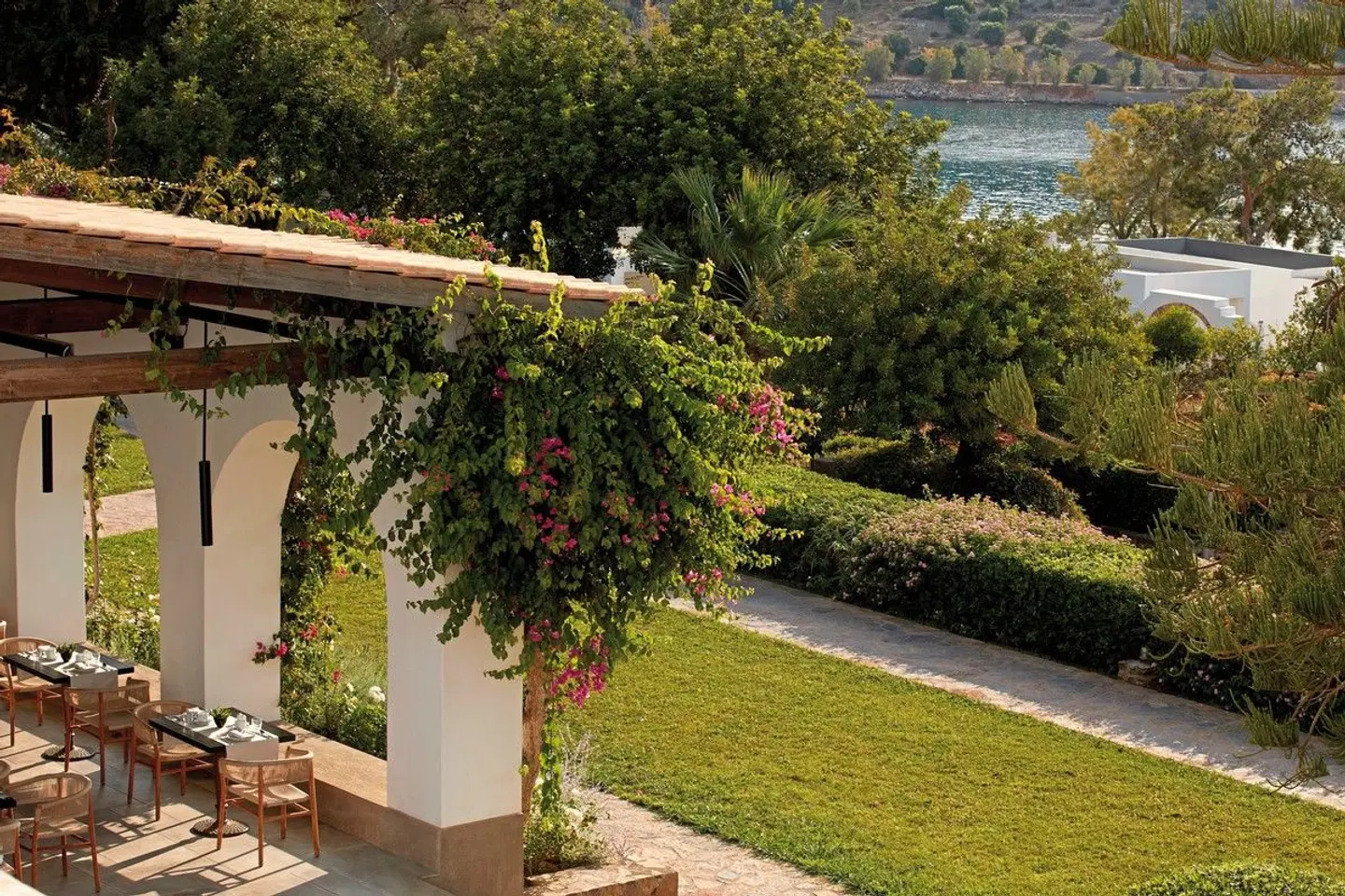 Minos Beach Art Garten