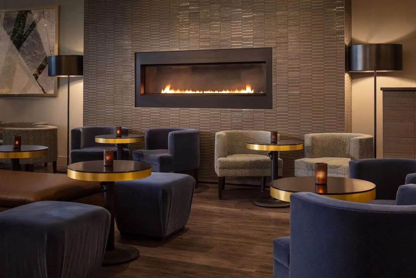 Sheraton Commander Bar