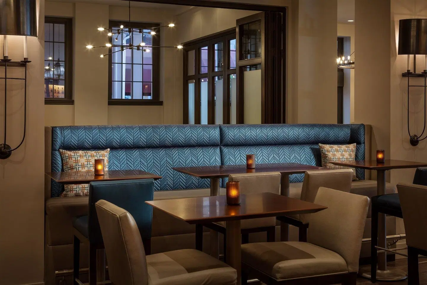 Sheraton Commander LOUNGE_LOBBY