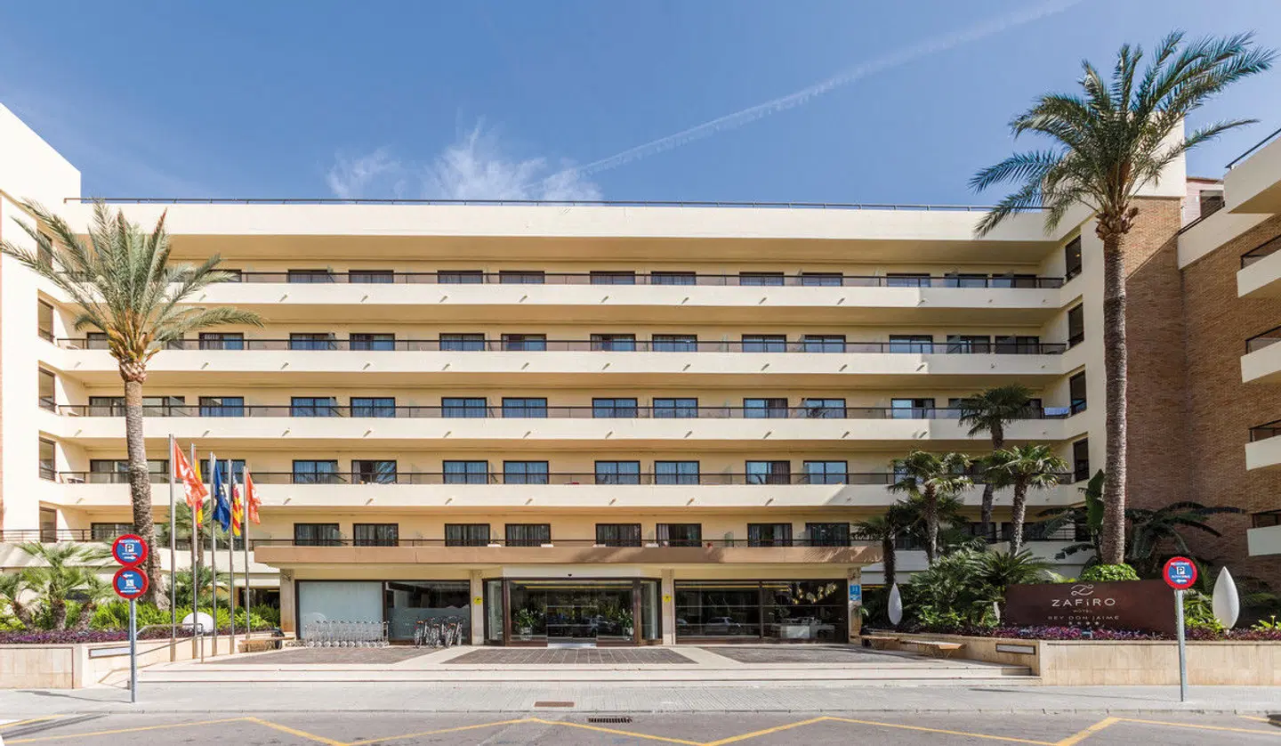 Zafiro Rey Don Jaime EXTERIOR