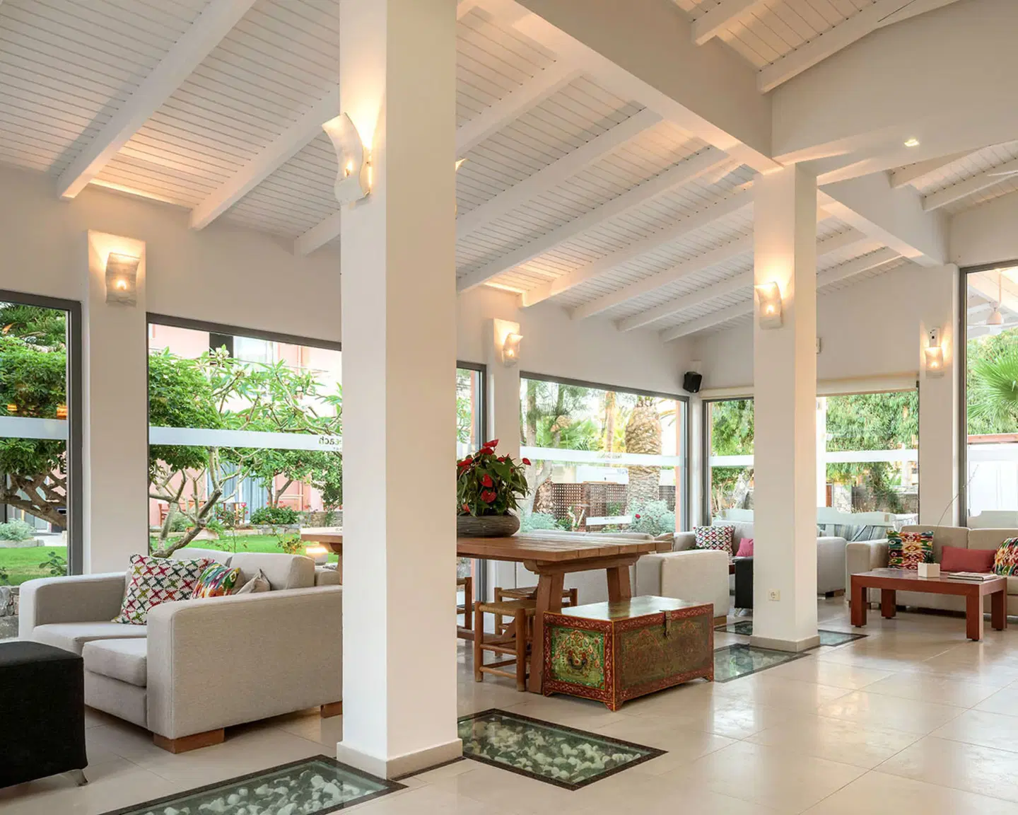 High Beach Hotels Collection Bar