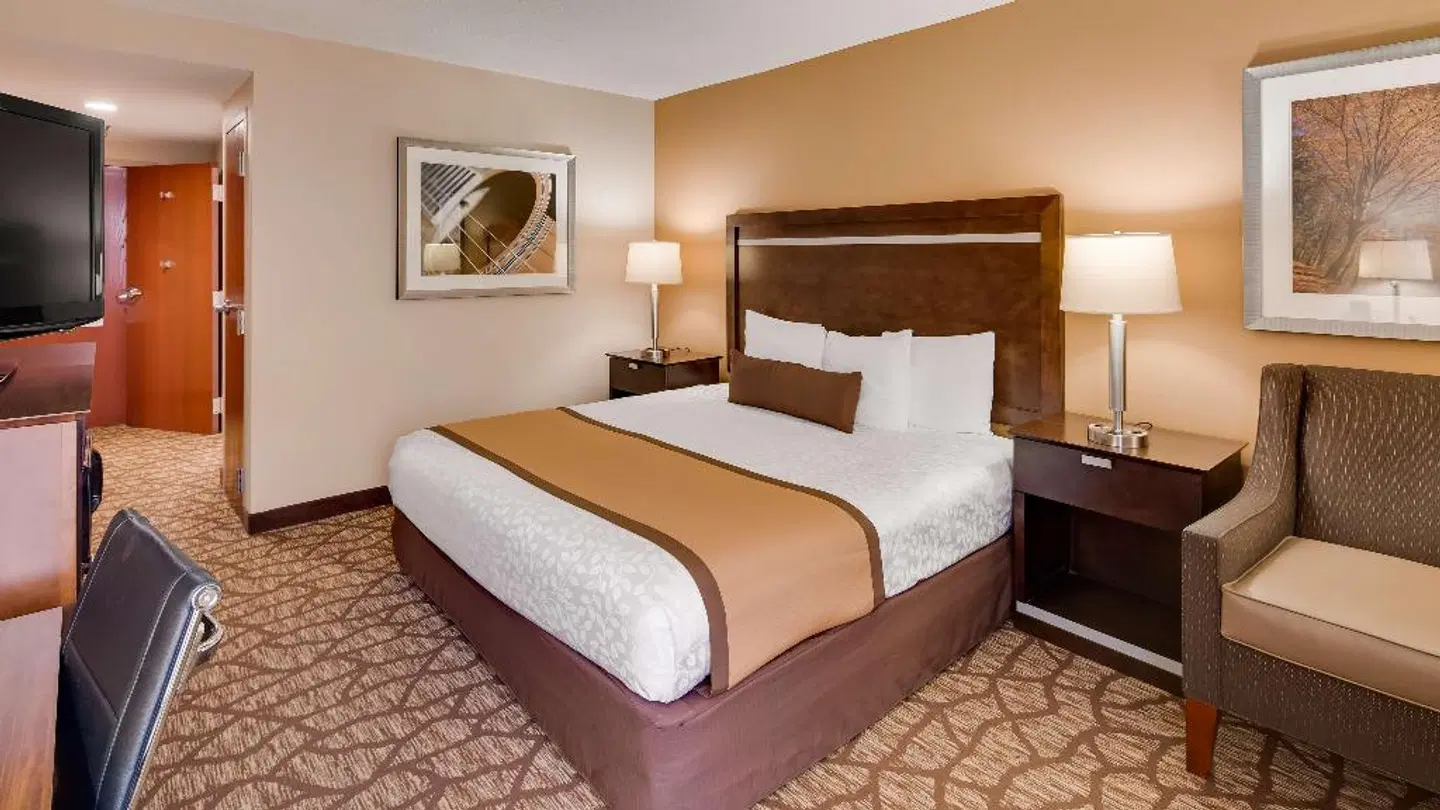 Best Western Plus Belle Meade Inn & Suites ROOM_EXAMPLE
