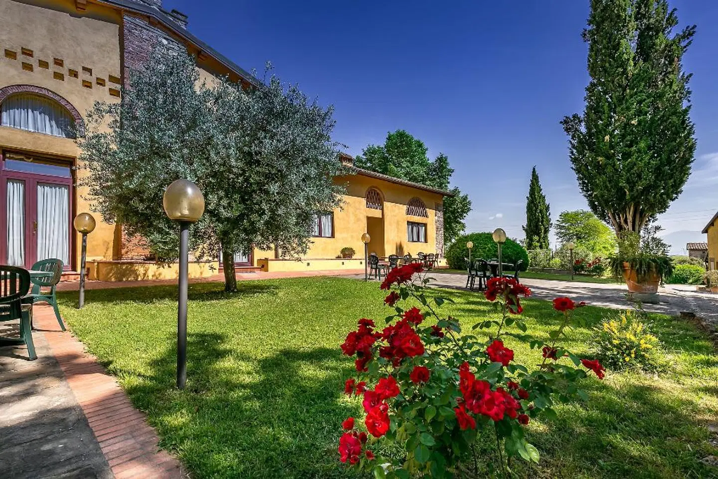 Il Borgo di Villa Castelletti Country Hotel EXTERIOR