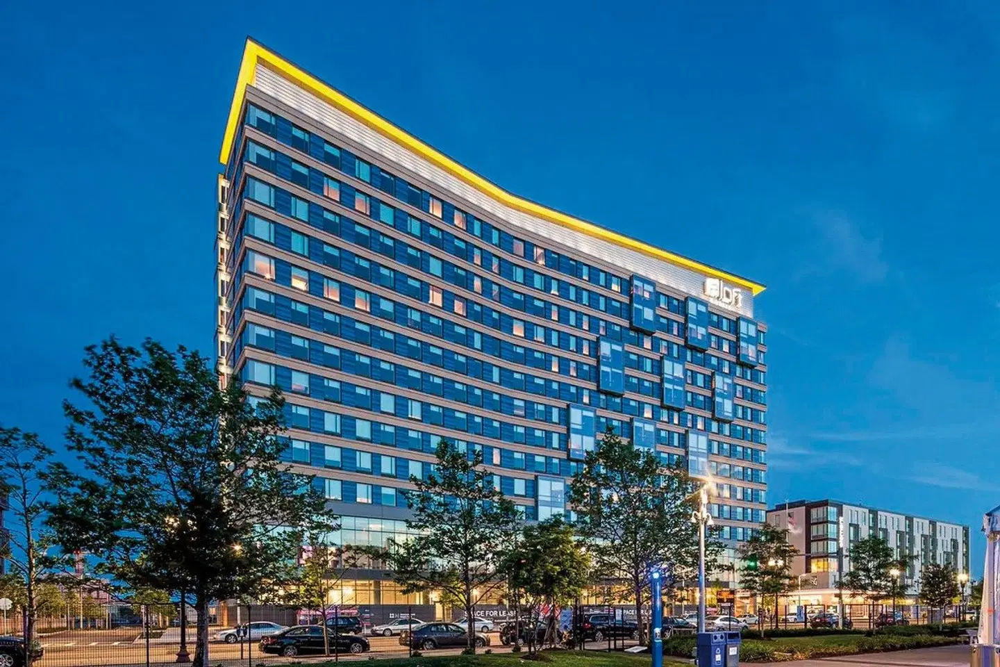 Aloft Boston Seaport District EXTERIOR