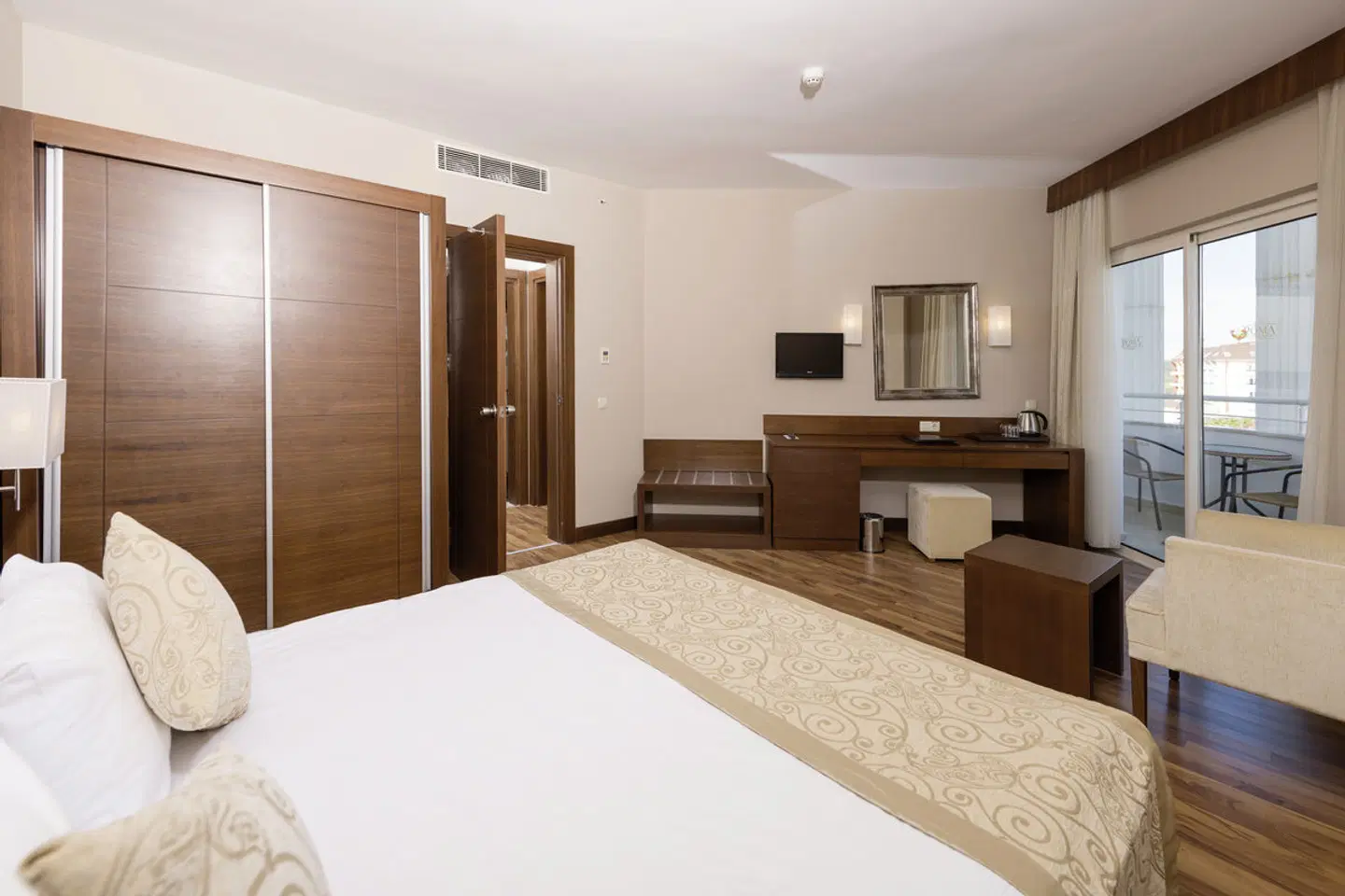 Roma Beach Resort & Spa ROOM_EXAMPLE