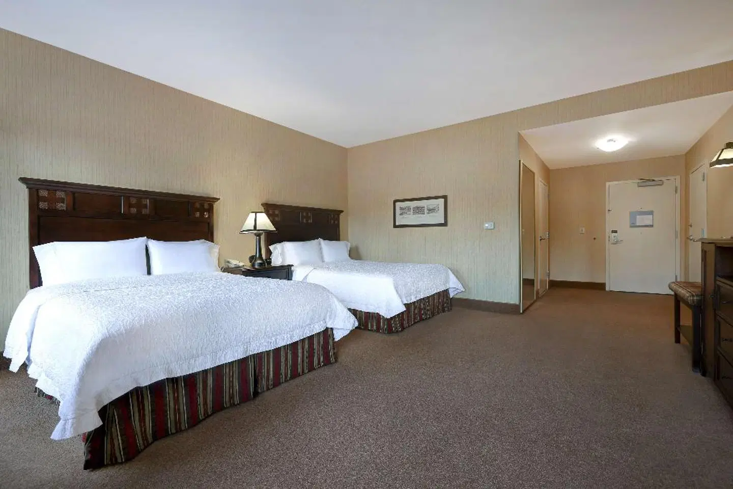 Hampton Inn & Suites Tahoe-Truckee ROOM_EXAMPLE