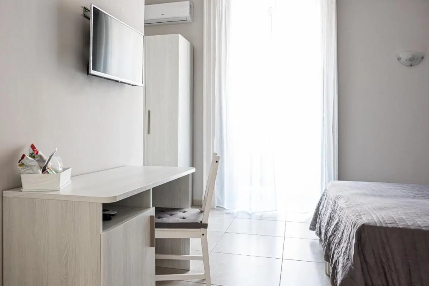 Hotel Costanza ROOM_EXAMPLE