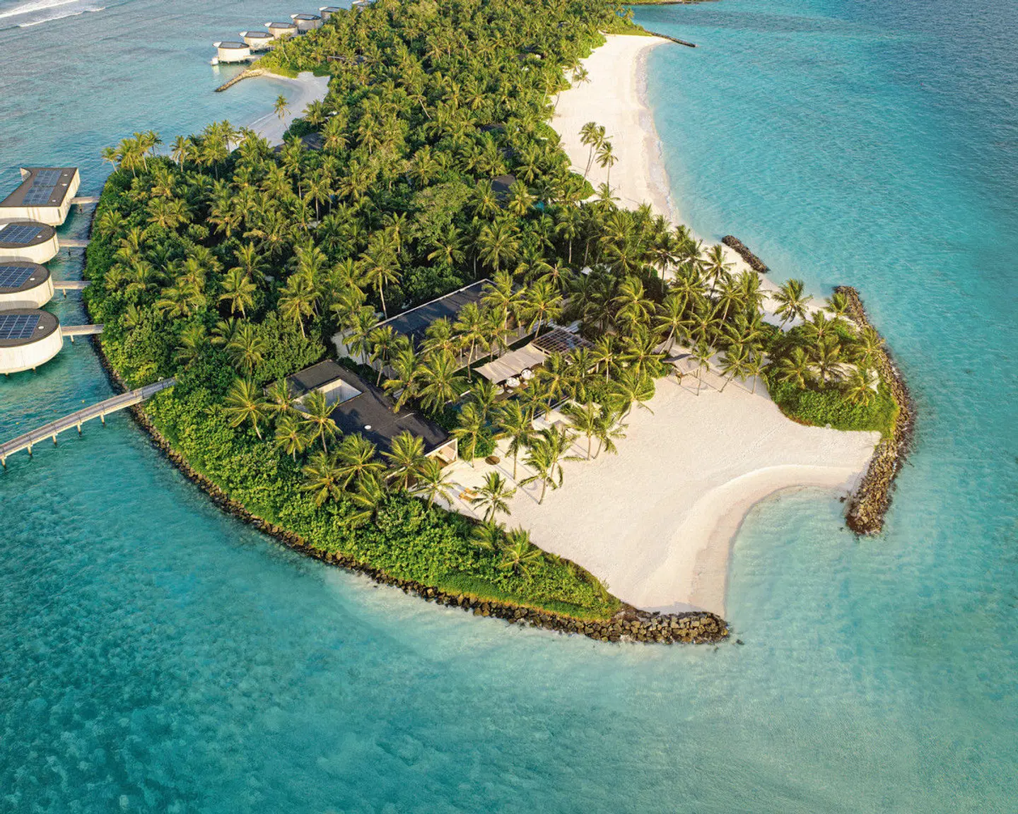 The Ritz-Carlton Maldives, Fari Islands LANDSCAPE