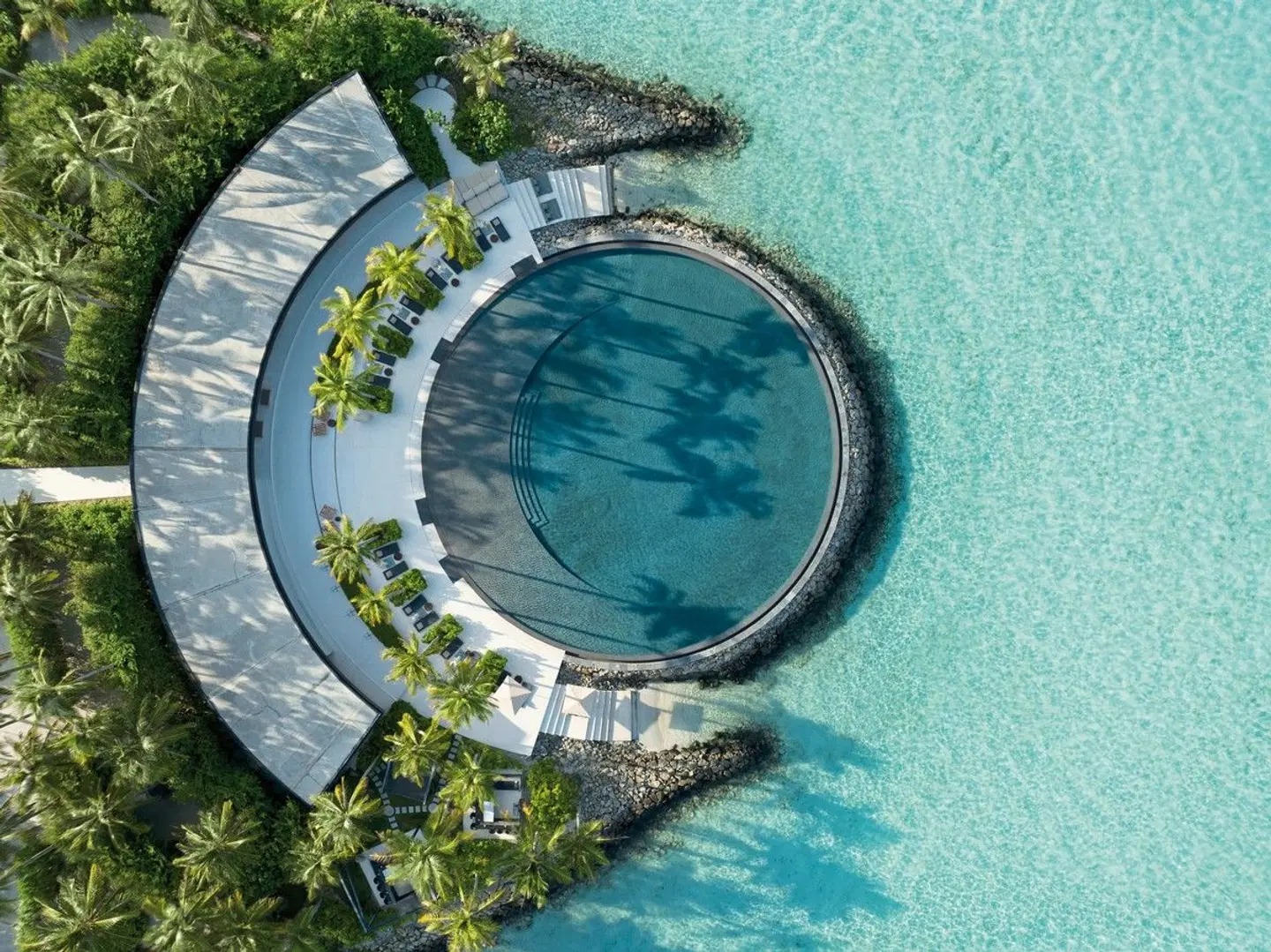 The Ritz-Carlton Maldives, Fari Islands EXTERIOR