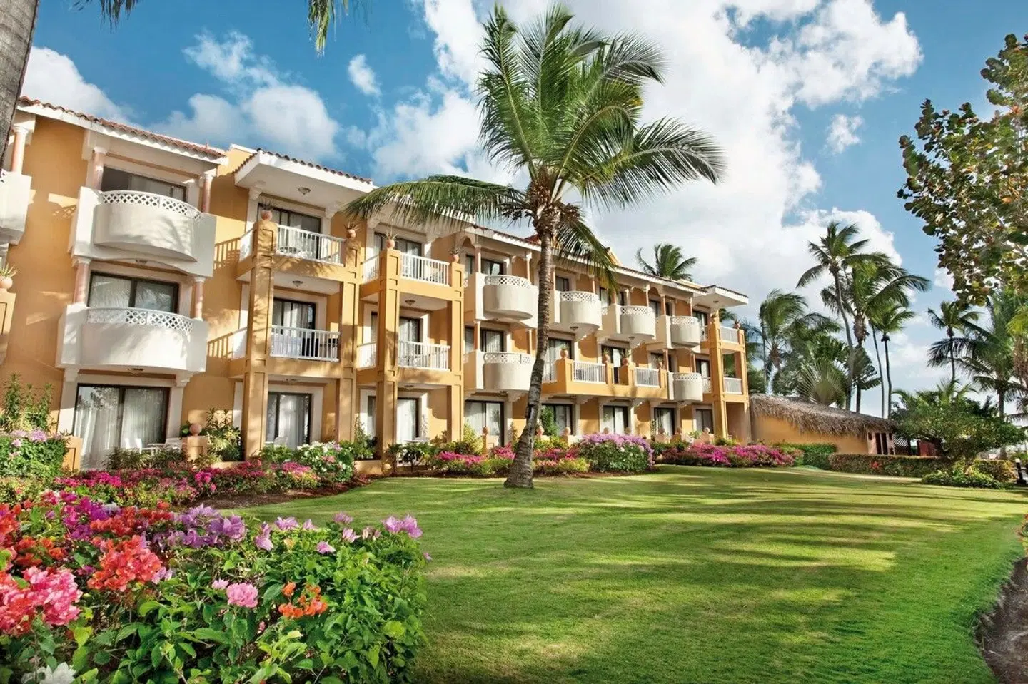 Viva Dominicus Palace by Wyndham EXTERIOR