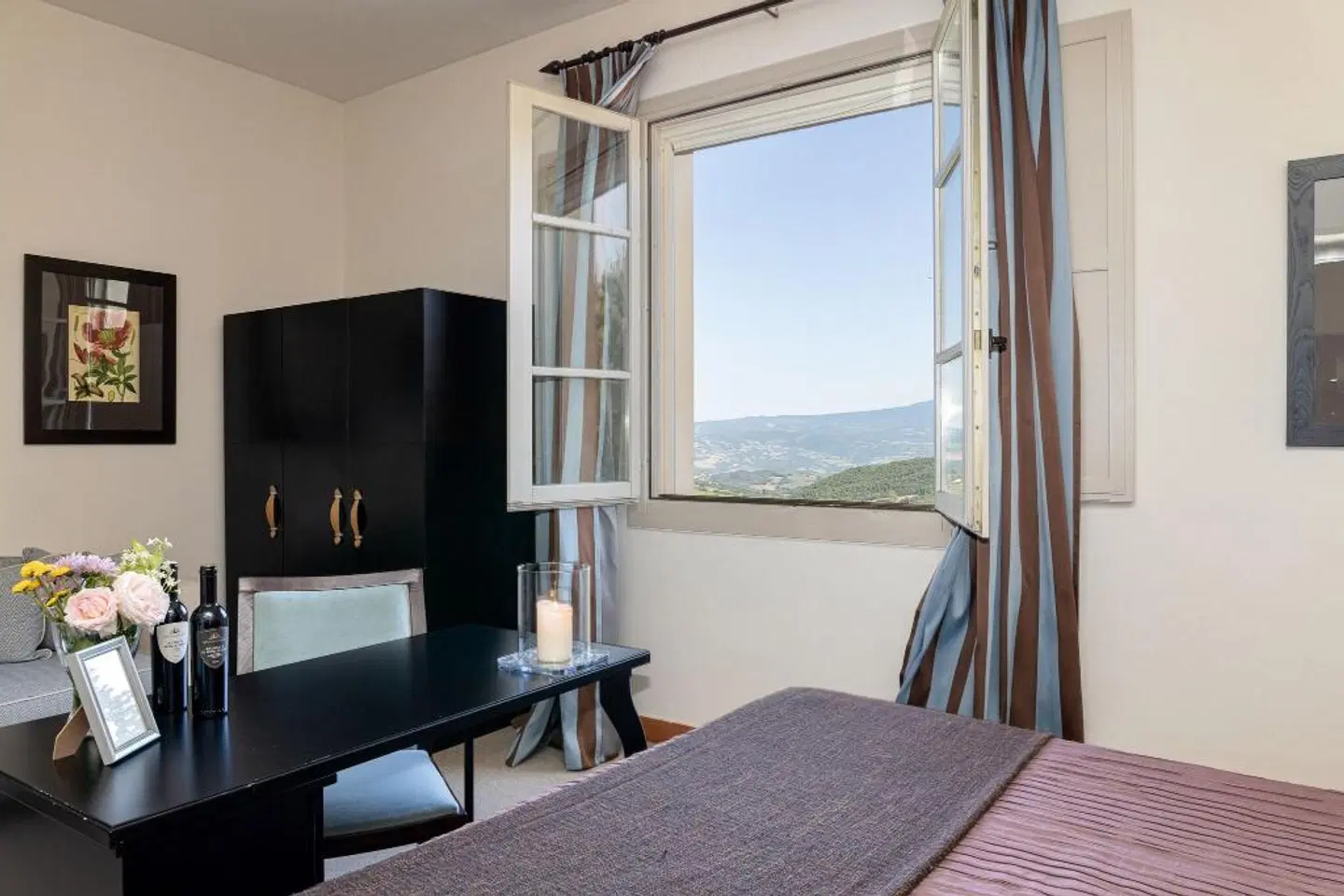 Si Montalcino Hotel & Restaurant ROOM_EXAMPLE