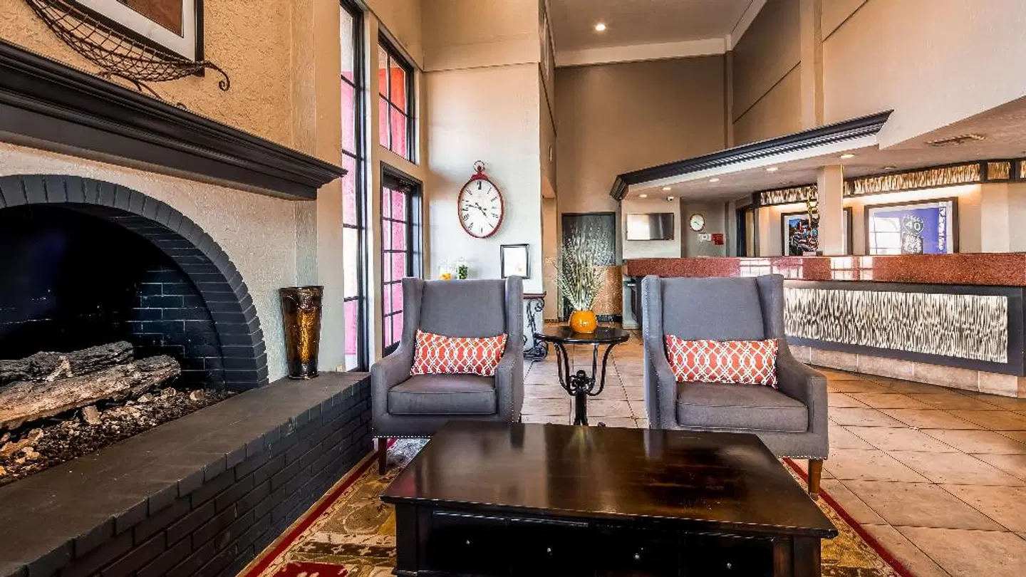 Best Western Desert Villa Inn LOUNGE_LOBBY
