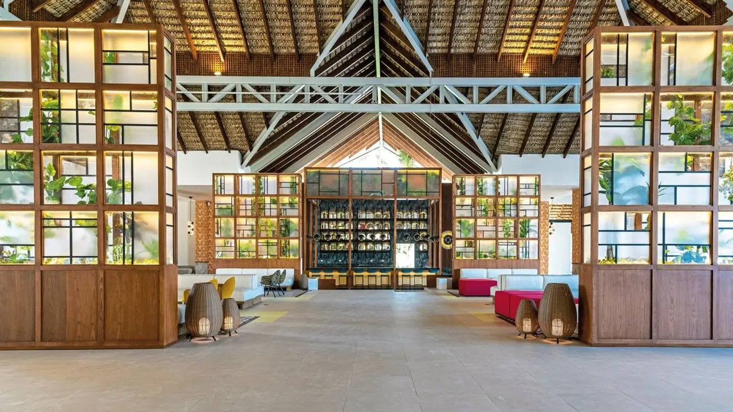 Caribe Deluxe Princess LOUNGE_LOBBY