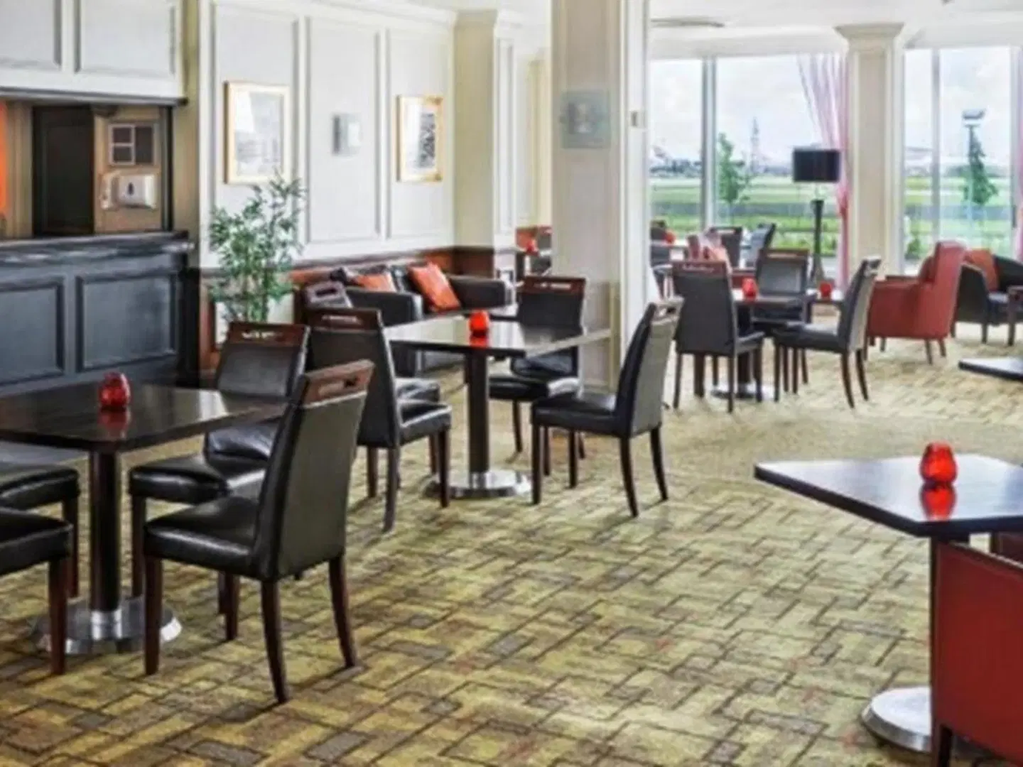 Thistle London Heathrow Restaurant