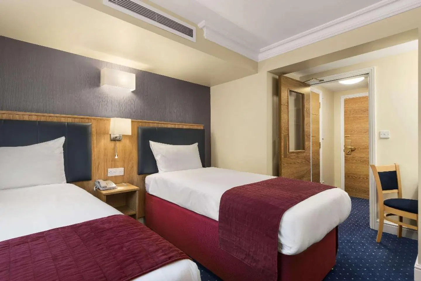 Days Inn by Wyndham London Hyde Park ROOM_EXAMPLE