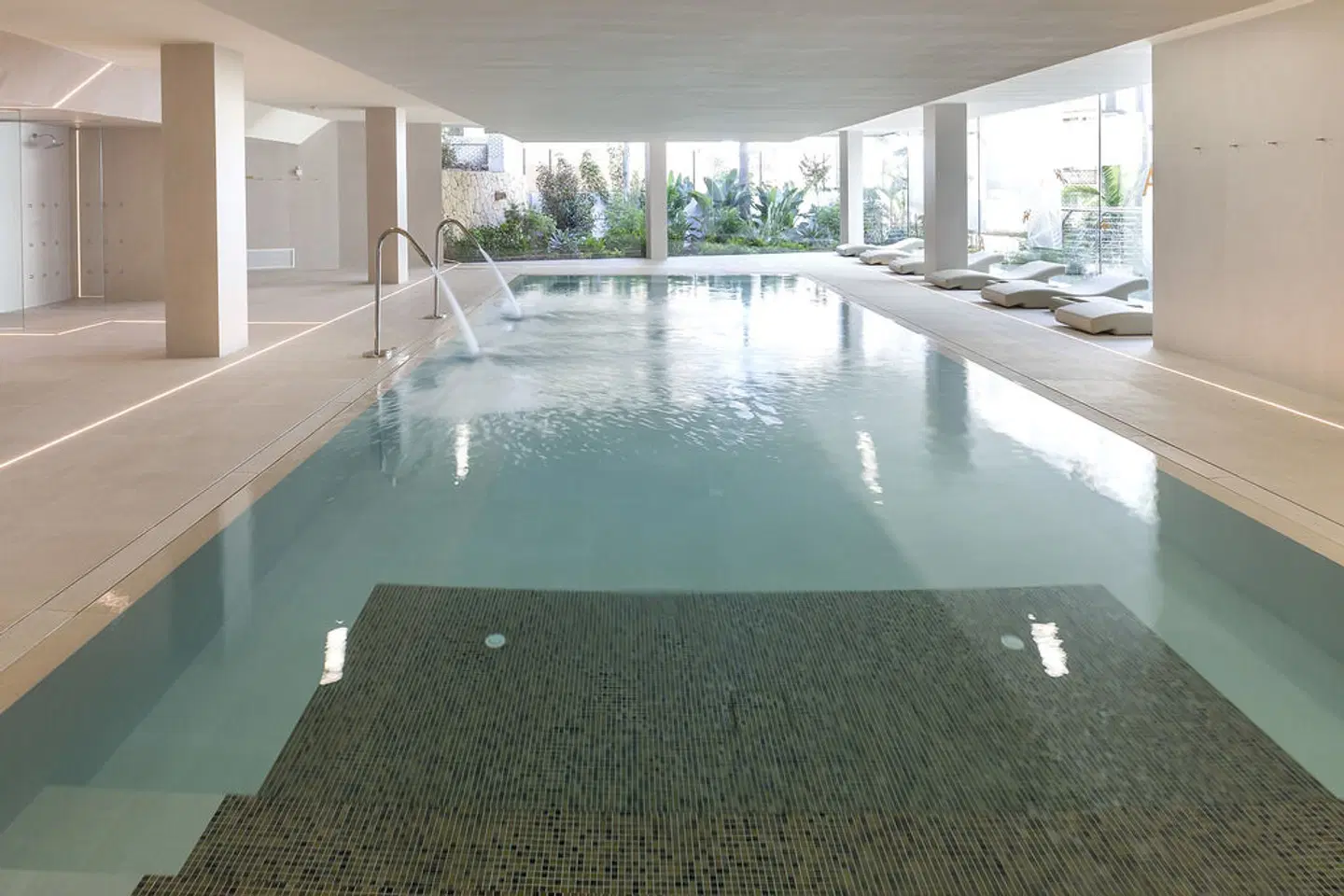 Port Benidorm Hotel & Spa Hallenbad